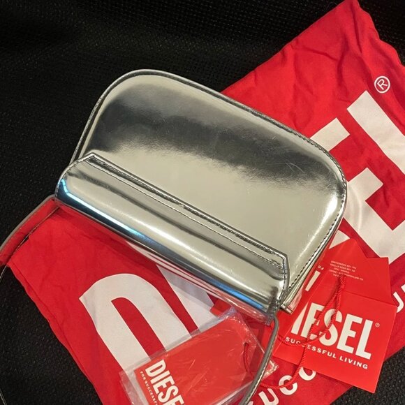 Diesel 1DR Shoulder Bag - Picture 4 of 4